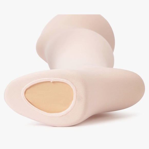 CAPEZIO Ultra Soft Matte Semi-Opaque Transition Tights in Ballet Pink - Picture 6 of 11